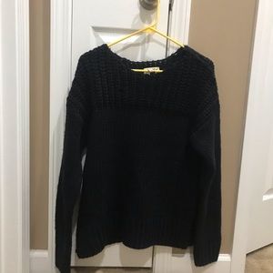 Brand new black universal thread knitted sweater